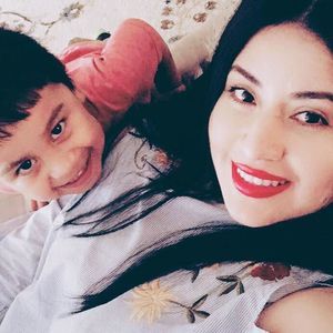 Meet your Posher, Claudia